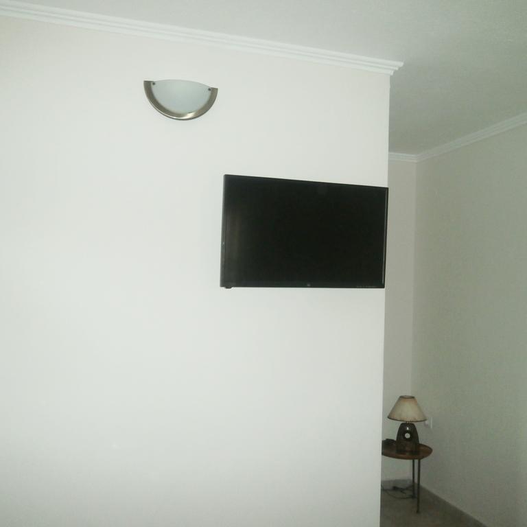 Daniela Apartments Nea Roda Exteriér fotografie
